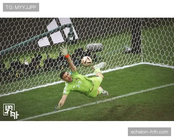 门将开球规则拆解：什么时候可以直接开出界外？